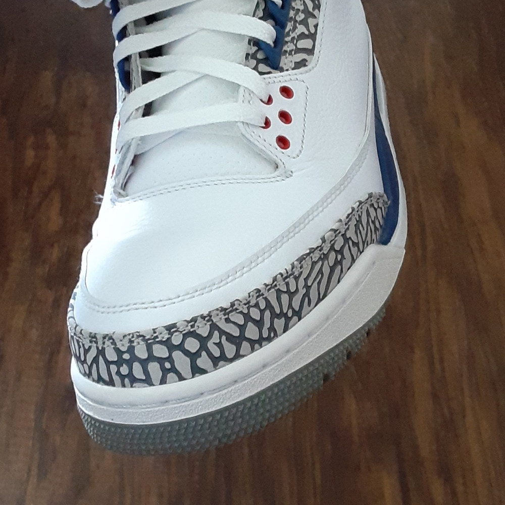 Jordan's Blues Size 10.5 - Picture 11 of 12